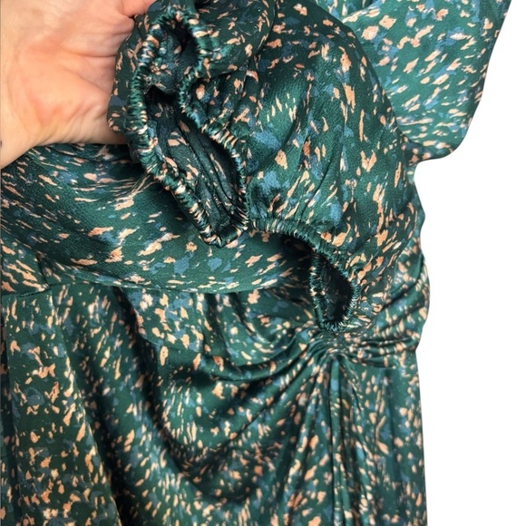FLORET STUDIOS Elegant Long Sleeve Satin Faux Wrap Midi Dress Size Medium Green - Picture 8 of 16